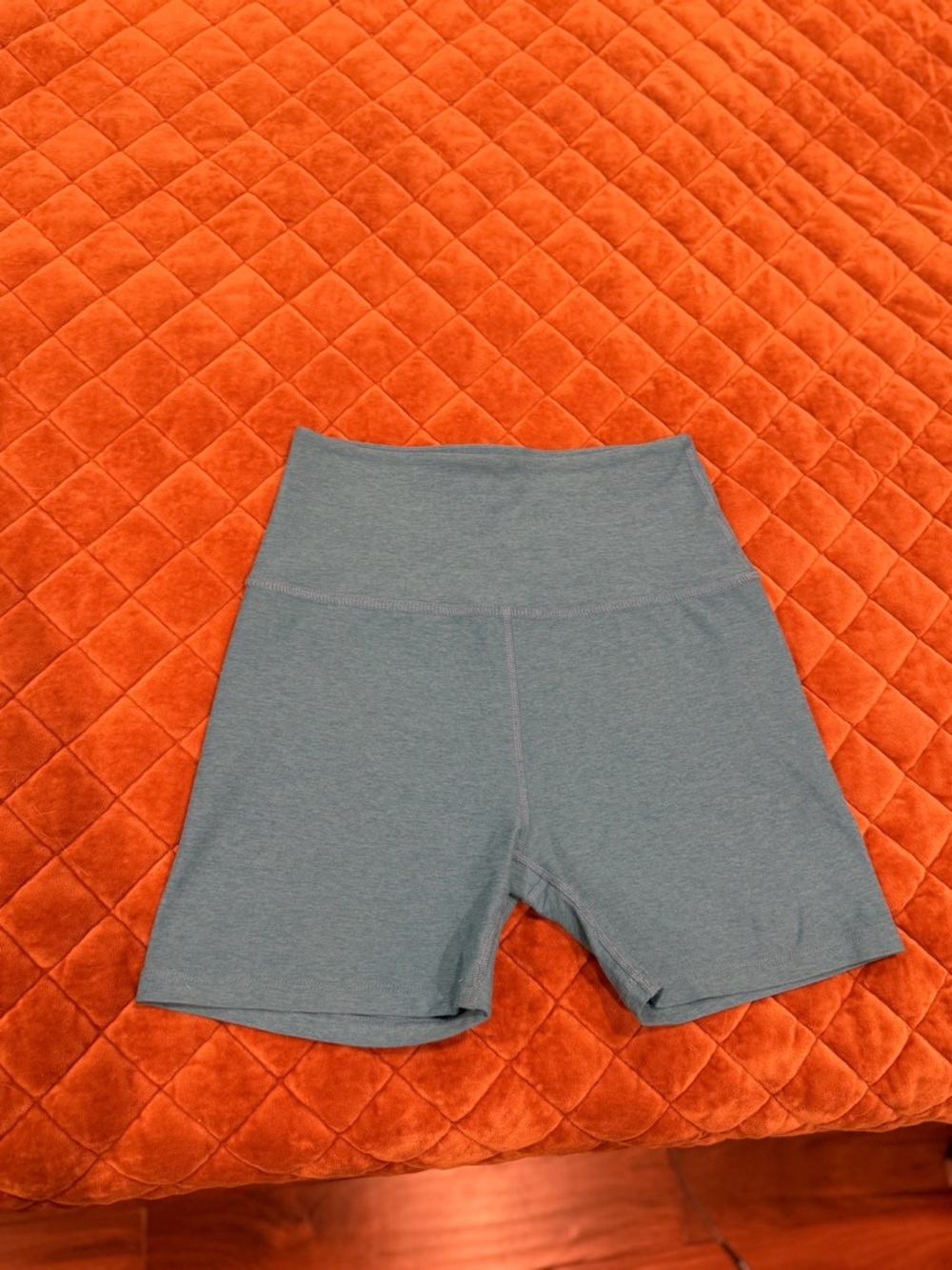 Beyond Yoga Biker Club Shorts in Spacedye Blue